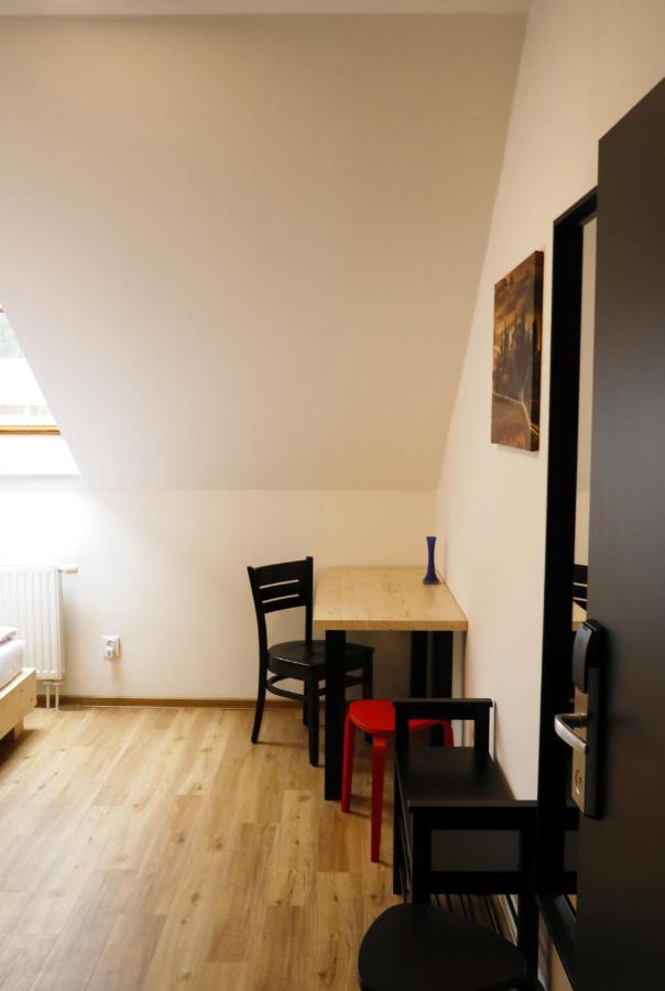 Penzion&Pizzerie U Massima Vyskov Ngoại thất bức ảnh